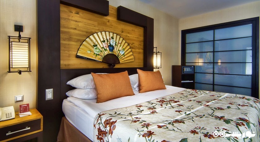 تخت بزرگ اتاق استاندارد